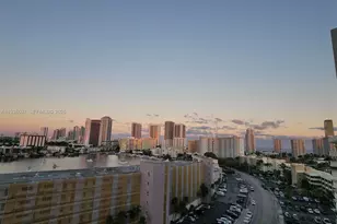 401 Golden Isles Dr, Hallandale Beach, FL 33009 - Photo 33