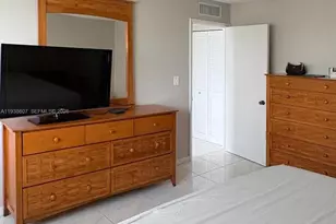 401 Golden Isles Dr, Hallandale Beach, FL 33009 - Photo 11