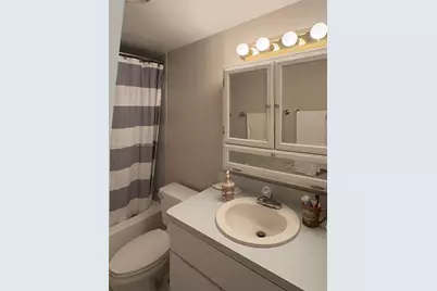 401 Golden Isles Dr #1114, Hallandale Beach, FL 33009 - Photo 17