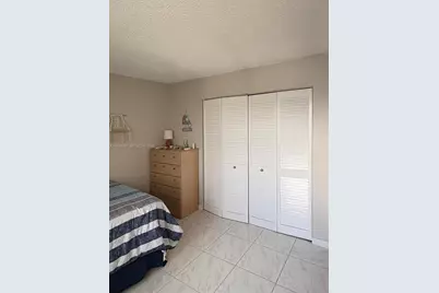 401 Golden Isles Dr #1114, Hallandale Beach, FL 33009 - Photo 7