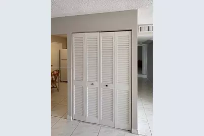 401 Golden Isles Dr #1114, Hallandale Beach, FL 33009 - Photo 9