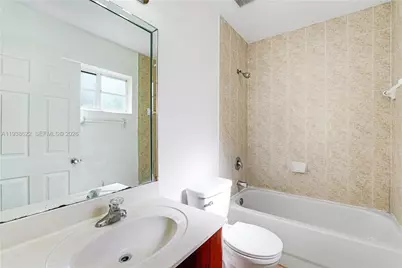 631 SW 10th St, Florida City, FL 33034 - Photo 7