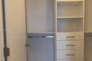 16385 Biscayne Blvd, North Miami Beach, FL 33160 - Photo 7