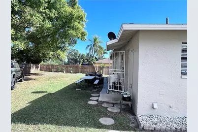 614 6th Avenue Cir, Other City - In The State Of Florida, FL 34142 - Photo 19