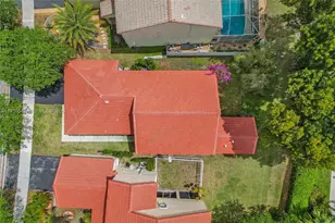 648 Sand Creek Cir, Weston, FL 33327 - Photo 89