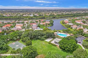 648 Sand Creek Cir, Weston, FL 33327 - Photo 91