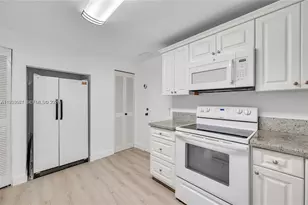 6861 SW 147th Ave, Miami, FL 33193 - Photo 13