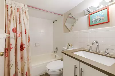 2650 Hilola St, Miami, FL 33133 - Photo 19