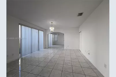 15549 SW 40th St #303, Miramar, FL 33027 - Photo 3