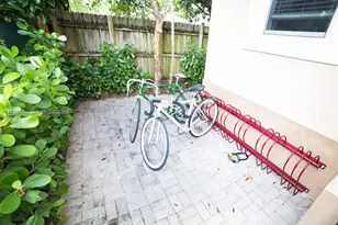 53 NE 49th St, Miami, FL 33137 - Photo 19