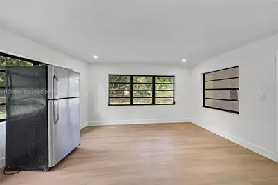 661 NW 191st St, Miami Gardens, FL 33169 - Photo 9