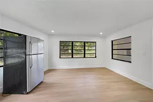 661 NW 191st St, Miami Gardens, FL 33169 - Photo 9