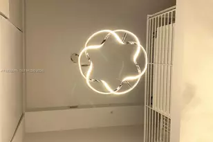 60 SW 13th St, Miami, FL 33130 - Photo 11