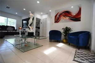 1014 W 68th St, Hialeah, FL 33014 - Photo 9