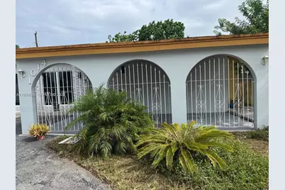 1014 W 68th St, Hialeah, FL 33014 - Photo 3