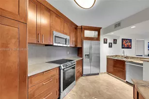 10501 W Broward Blvd, Plantation, FL 33324 - Photo 1