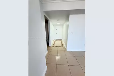 3701 N Country Club Dr #1901, Aventura, FL 33180 - Photo 11