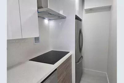 1000 West Ave #530, Miami Beach, FL 33139 - Photo 3