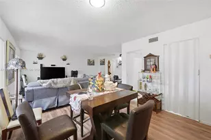 17901 NW 68th Ave, Hialeah, FL 33015 - Photo 5