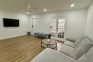 864 80th St, Miami Beach, FL 33141 - Photo 5