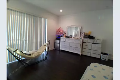 3308 W 95th Ter, Hialeah, FL 33018 - Photo 27