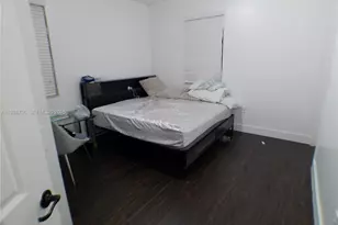 3308 W 95th Terrace, Hialeah, FL 33018 - Photo 11