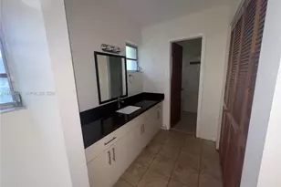 58 NE 117th St, Miami, FL 33161 - Photo 29