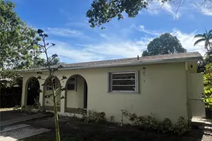 58 NE 117th St, Miami, FL 33161 - Photo 3