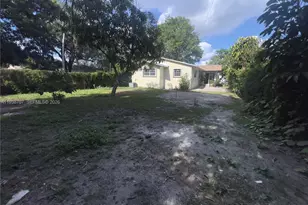 58 NE 117th St, Miami, FL 33161 - Photo 31