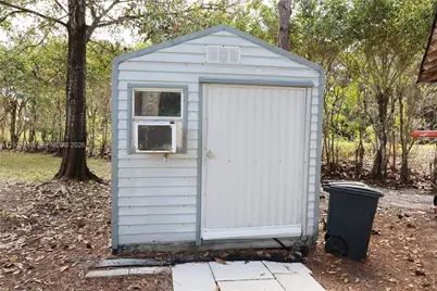 7802 N 155th Pl N, Palm Beach Gardens, FL 33418 - Photo 57