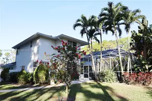 7802 N 155th Pl N, Palm Beach Gardens, FL 33418 - Photo 9