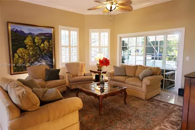 7802 N 155th Pl N, Palm Beach Gardens, FL 33418 - Photo 13