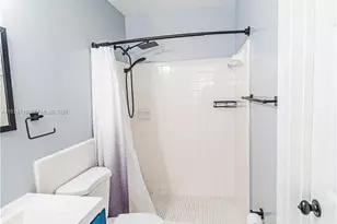 8107 NW 74th Ave, Tamarac, FL 33321 - Photo 25