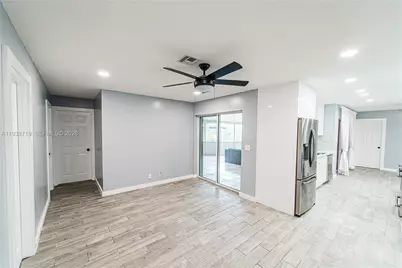 8107 NW 74th Ave #, Tamarac, FL 33321 - Photo 15