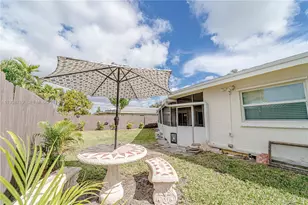 8107 NW 74th Ave, Tamarac, FL 33321 - Photo 41