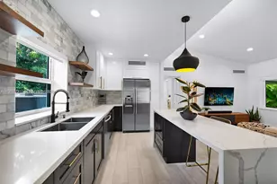 7531 Miami View Dr, North Bay Village, FL 33141 - Photo 23