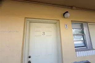 2880 NE 203rd St, Aventura, FL 33180 - Photo 7