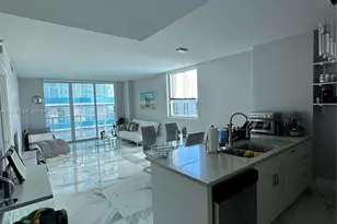 55 SE 6th St, Miami, FL 33131 - Photo 37