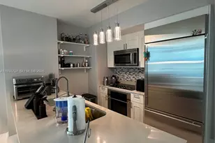 55 SE 6th St, Miami, FL 33131 - Photo 39