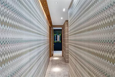 120 Ocean Dr #1400, Miami Beach, FL 33139 - Photo 37