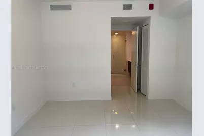 7661 NW 107th Ave #203, Doral, FL 33178 - Photo 7