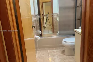 1261 SW 138th Ct, Miami, FL 33184 - Photo 9