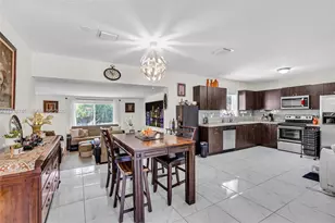 1522 NE 148th St, Miami, FL 33161 - Photo 5