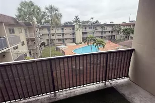 7505 SW 82nd St, Miami, FL 33143 - Photo 9