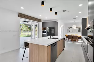 1176 Cedar Falls Dr, Weston, FL 33327 - Photo 13