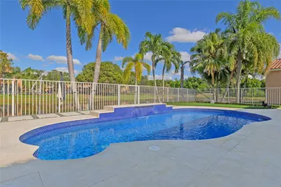 1176 Cedar Falls Dr, Weston, FL 33327 - Photo 45