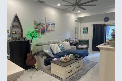 8320 SW 12th Street, Pembroke Pines, FL 33025 - Photo 7