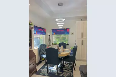 8320 SW 12th Street, Pembroke Pines, FL 33025 - Photo 15
