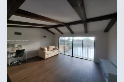 8350 Dundee, Miami Lakes, FL 33016 - Photo 13