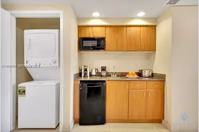 18001 Collins Ave #1917, Sunny Isles Beach, FL 33160 - Photo 3